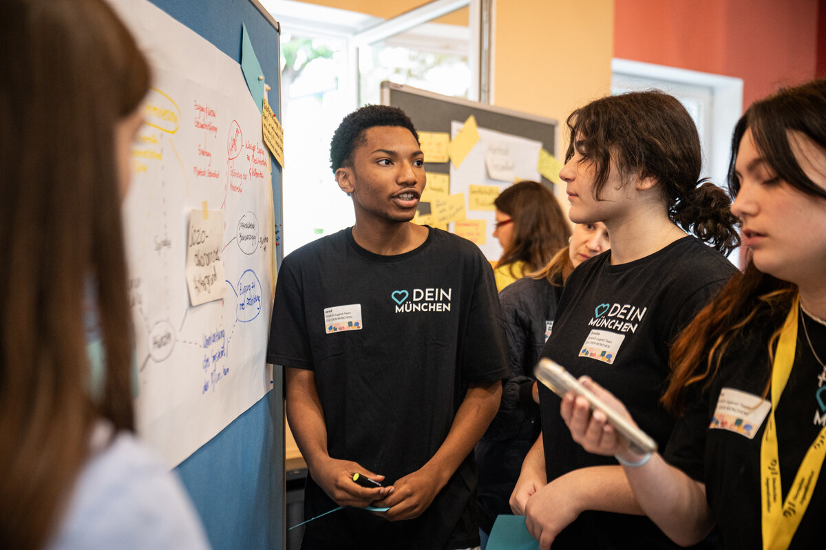 Foto 2 des Dialogforums