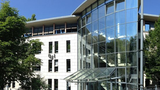 DJI-Gebäude in München als Ausschnitt