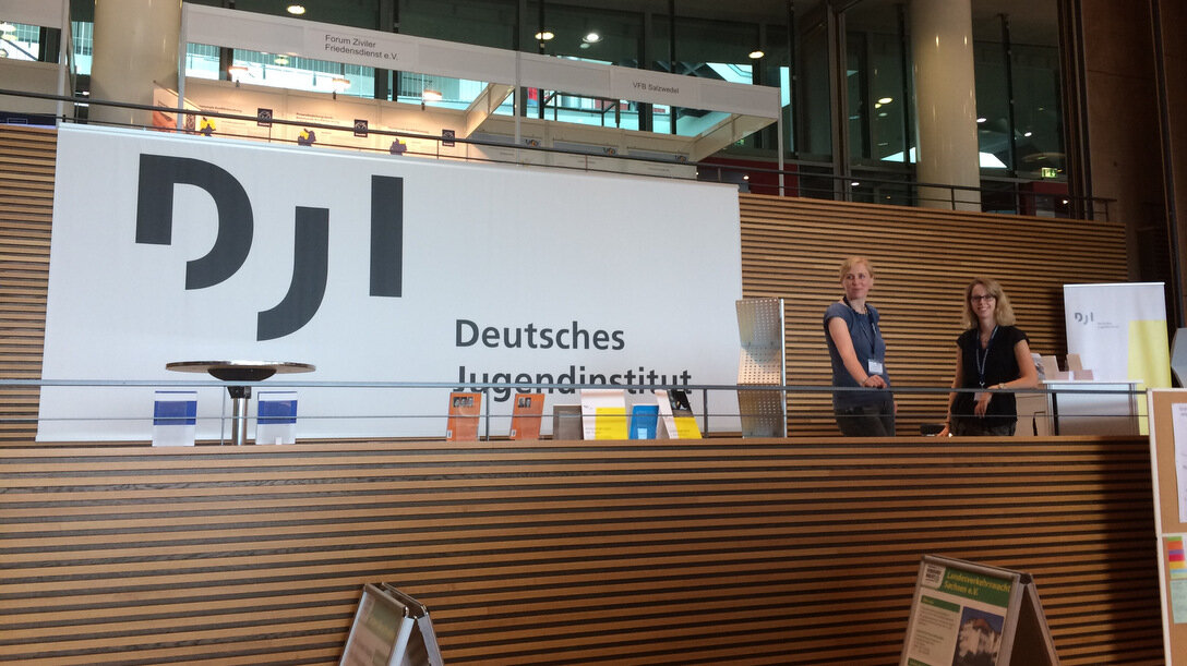 Foto: Daniela Schäfer (DJI) DJI auf dem Deutschen Präventionstag